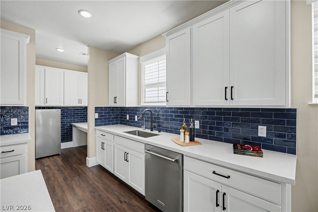 Photo 26 of 52, 2555 Hampton Road #11210