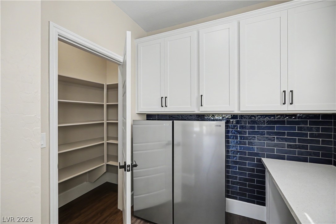 Photo 28 of 52, 2555 Hampton Road #11210