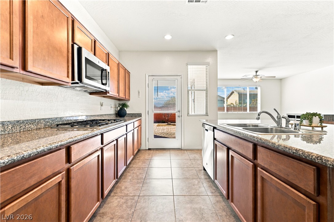 Photo 4 of 4209 Fairywren Drive