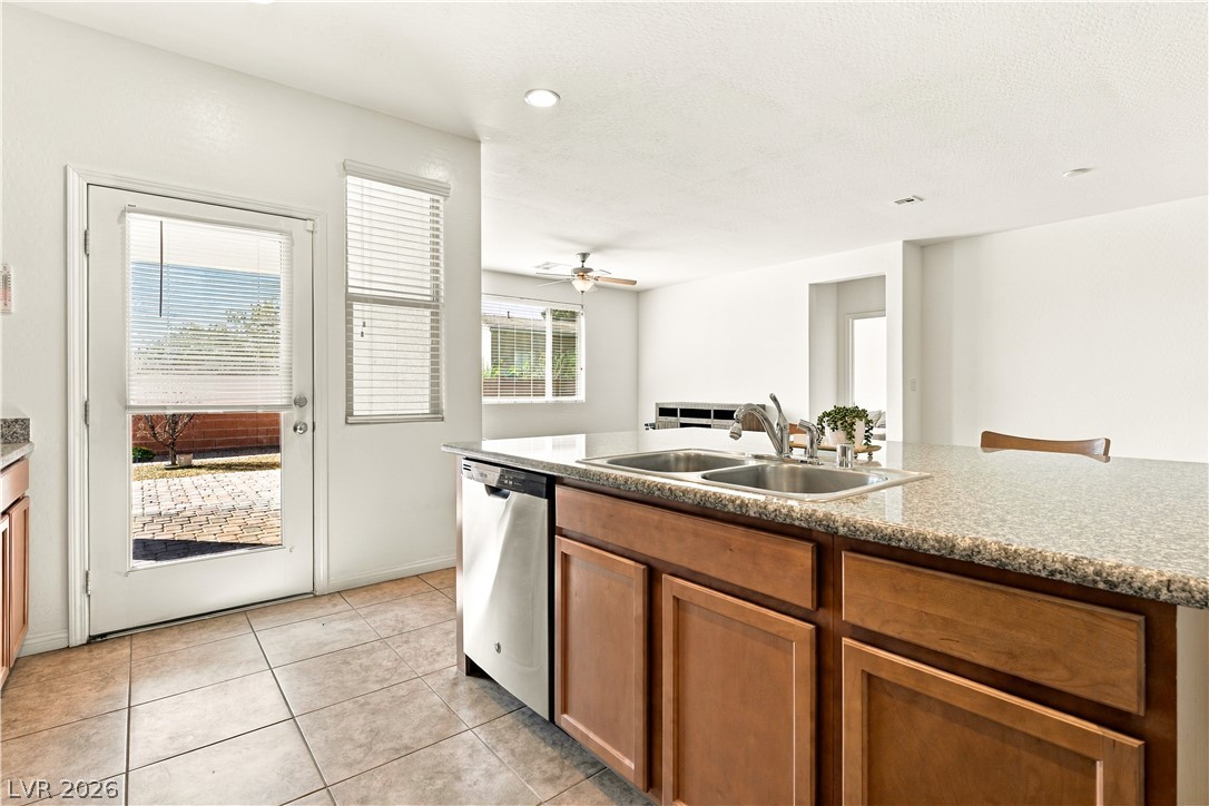 Photo 11 of 34, 4209 Fairywren Drive