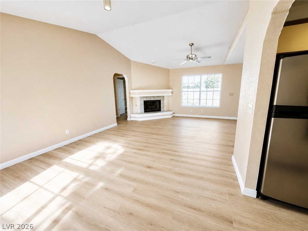 Photo 7 of 20, 1417 Santa Margarita Street #G