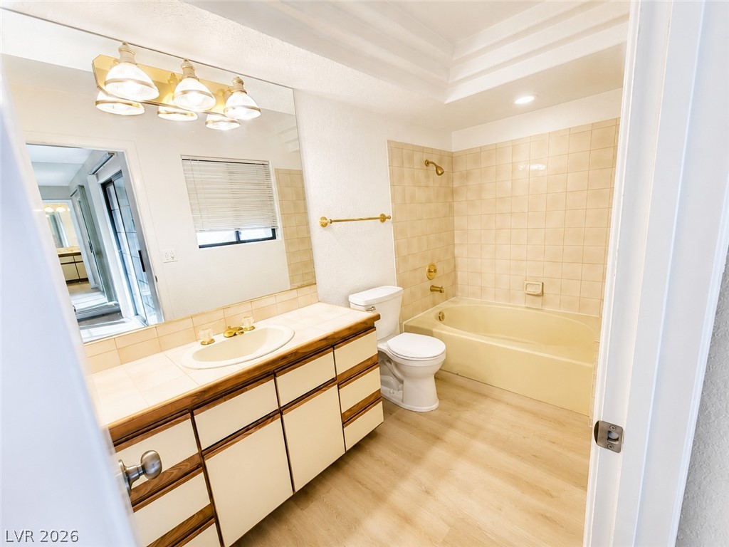 Photo 18 of 20, 1417 Santa Margarita Street #G