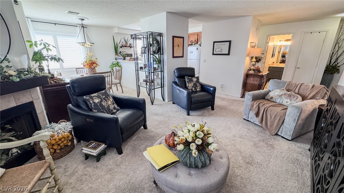 Photo 3 of 2241 Highpointe Drive #201