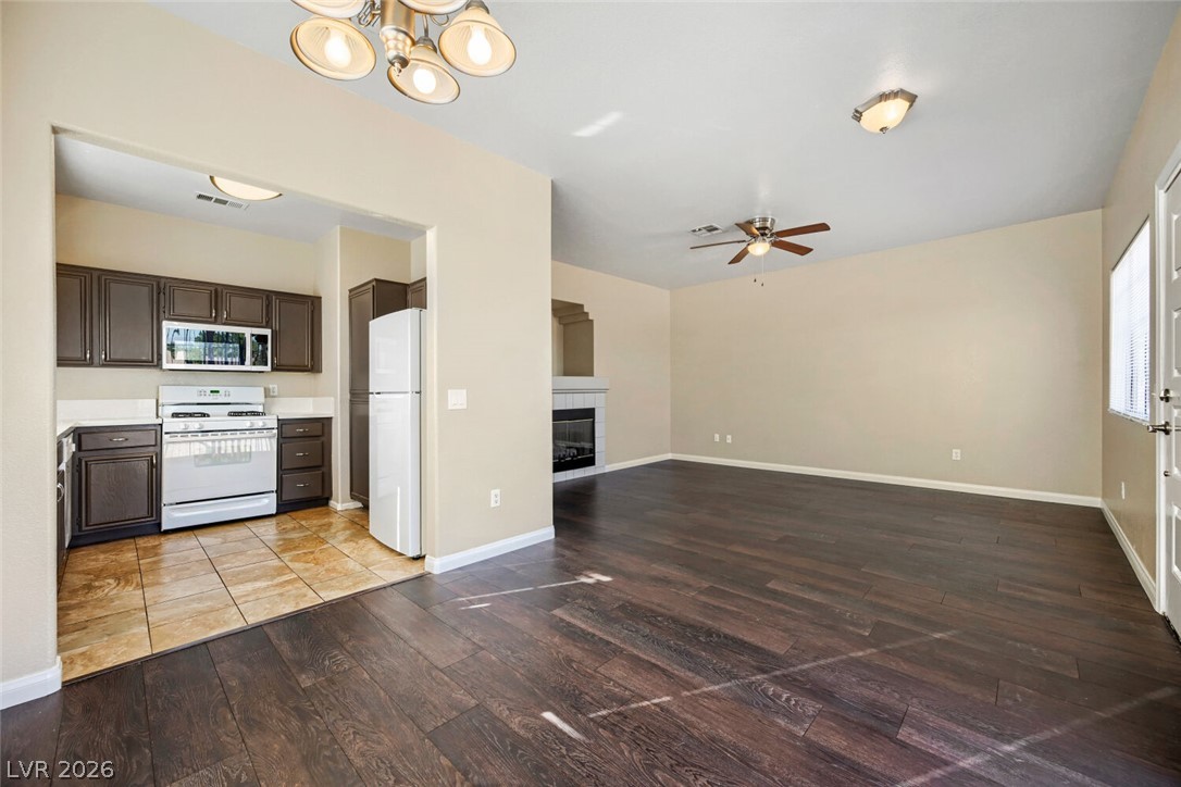 Photo 11 of 28, 1851 Hillpointe Road #2424