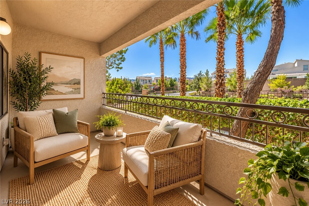 Photo 6 of 42, 8250 N Grand Canyon Drive #1006