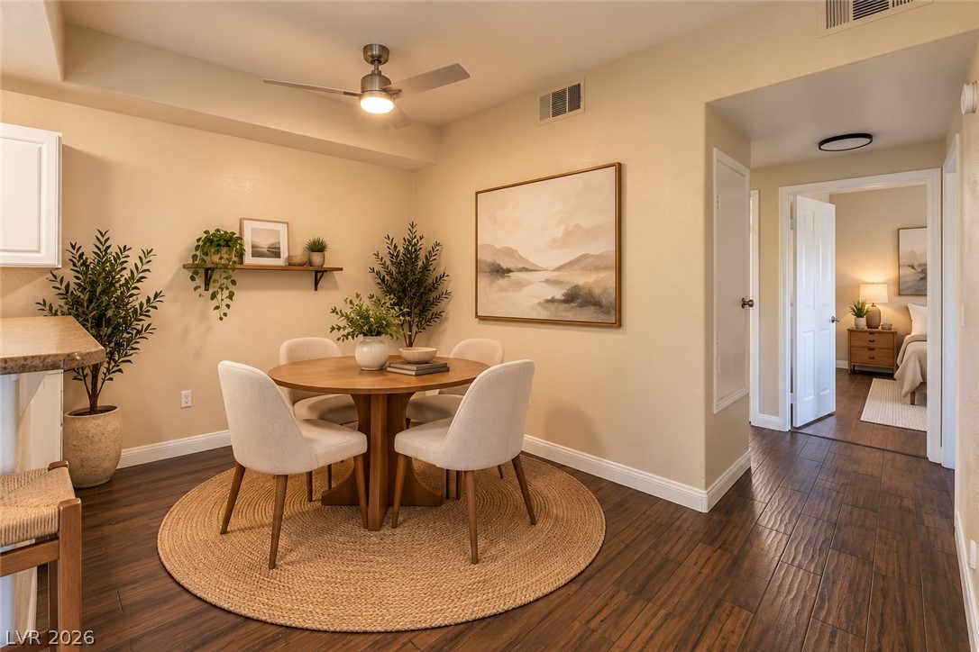 Photo 17 of 42, 8250 N Grand Canyon Drive #1006