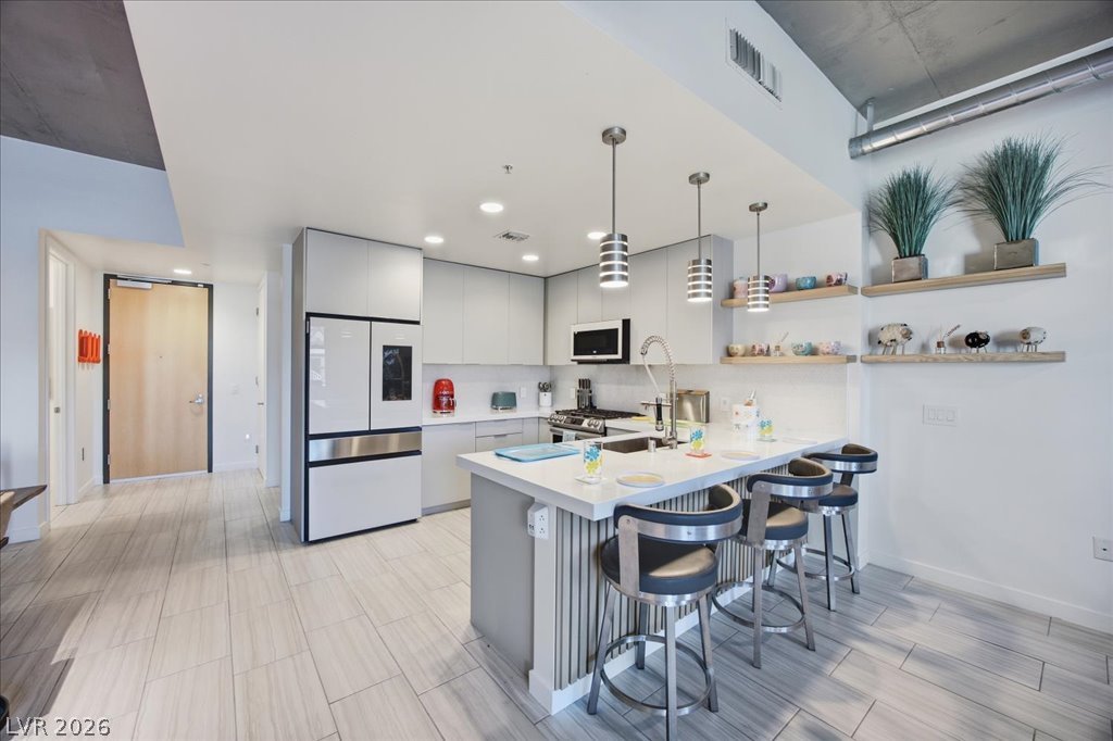 Photo 9 of 29, 353 E Bonneville Avenue #121