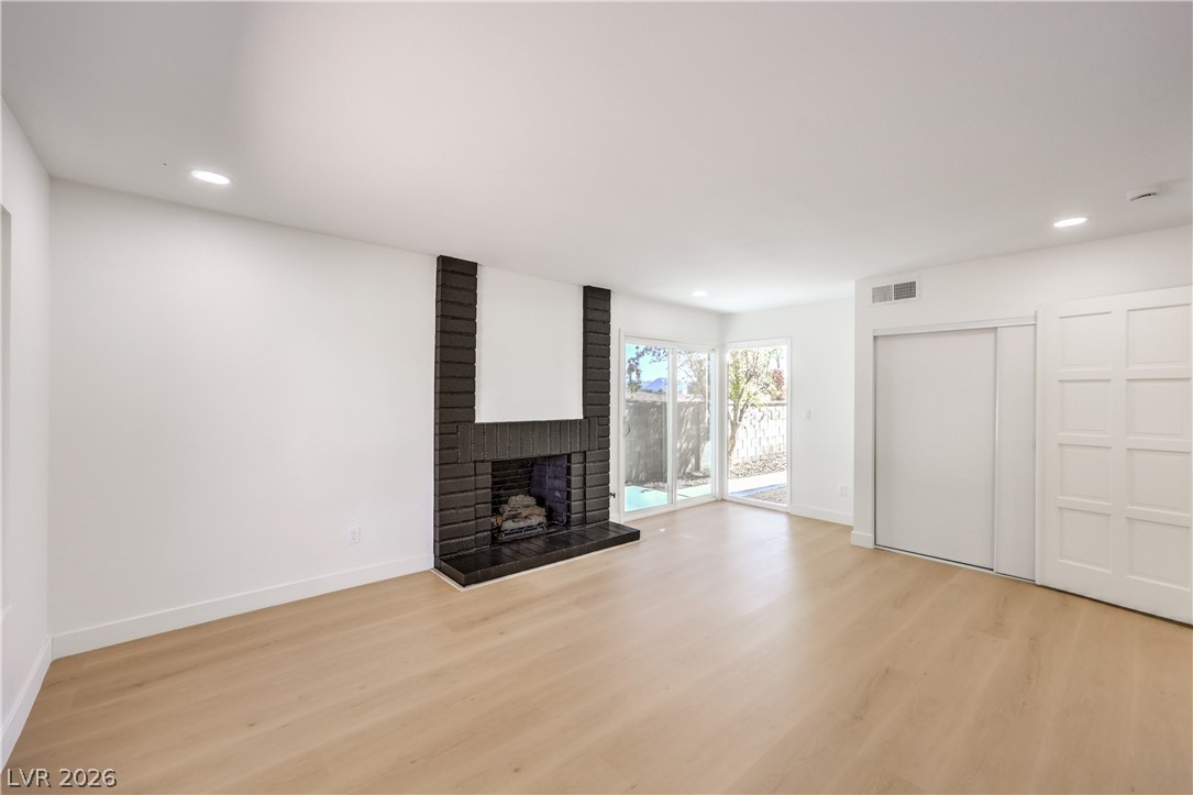 Photo 7 of 32, 3939 Cedaredge Court