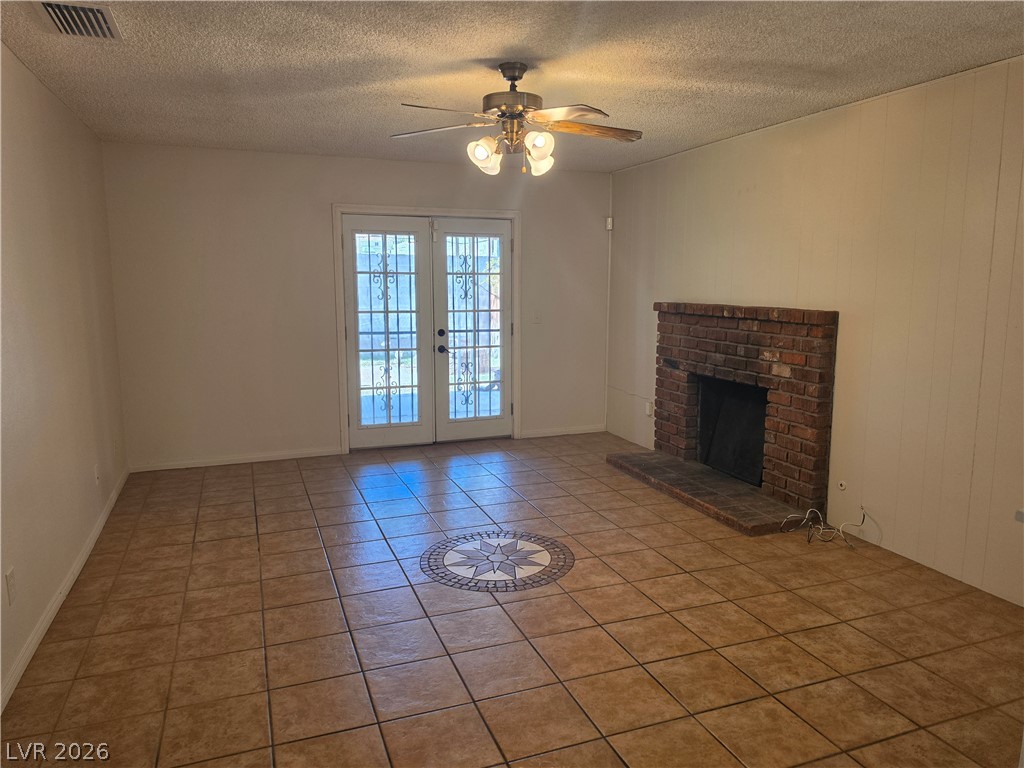Photo 11 of 40, 5289 Reeder Circle