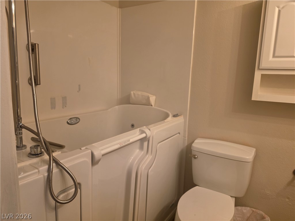 Photo 19 of 40, 5289 Reeder Circle