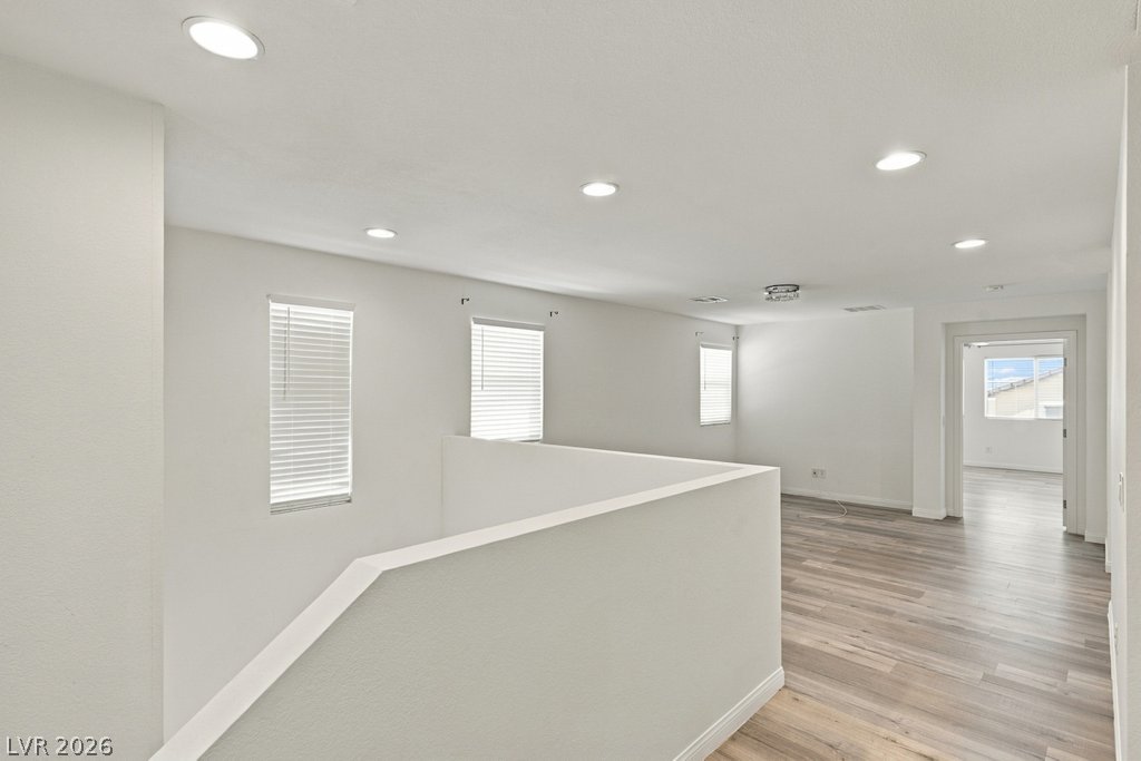Photo 17 of 42, 4722 Challenger Street