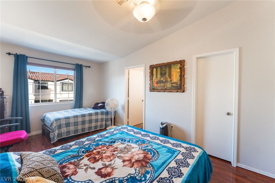 Photo 17 of 38, 5330 E Charleston Boulevard #123