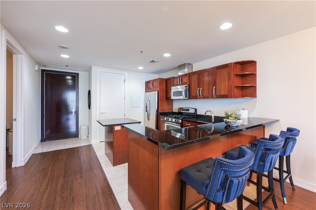 Photo 9 of 27, 4525 E Dean Martin Drive #2911