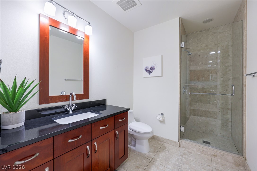 Photo 19 of 27, 4525 E Dean Martin Drive #2911