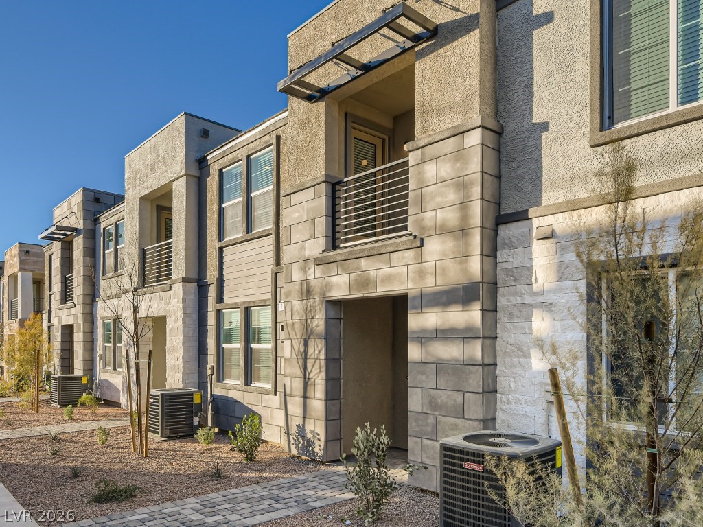1104 Heliodor Avenue, Henderson 89011