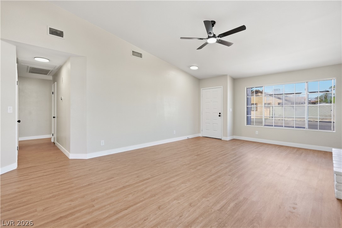 Photo 9 of 49, 1013 Greystone Drive