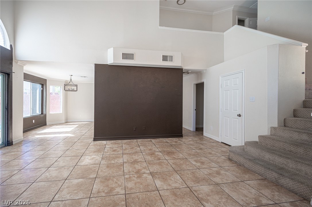Photo 13 of 42, 8125 Dolphin Landing Drive