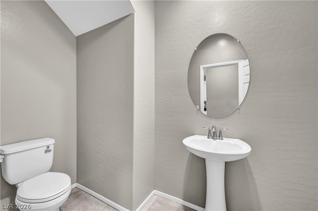 Photo 43 of 47, 8577 Insignia Avenue #101