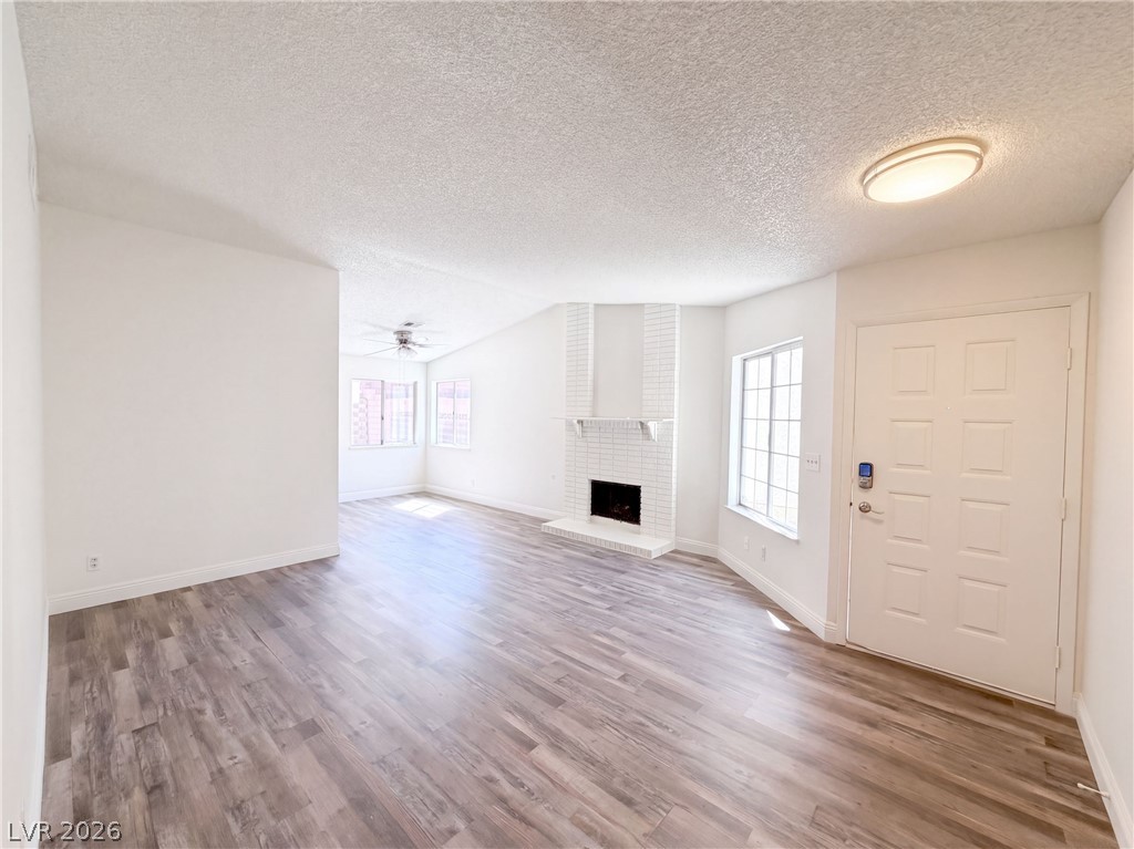 Photo 8 of 33, 2304 Sabroso Street
