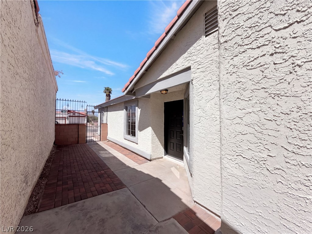 Photo 27 of 33, 2304 Sabroso Street