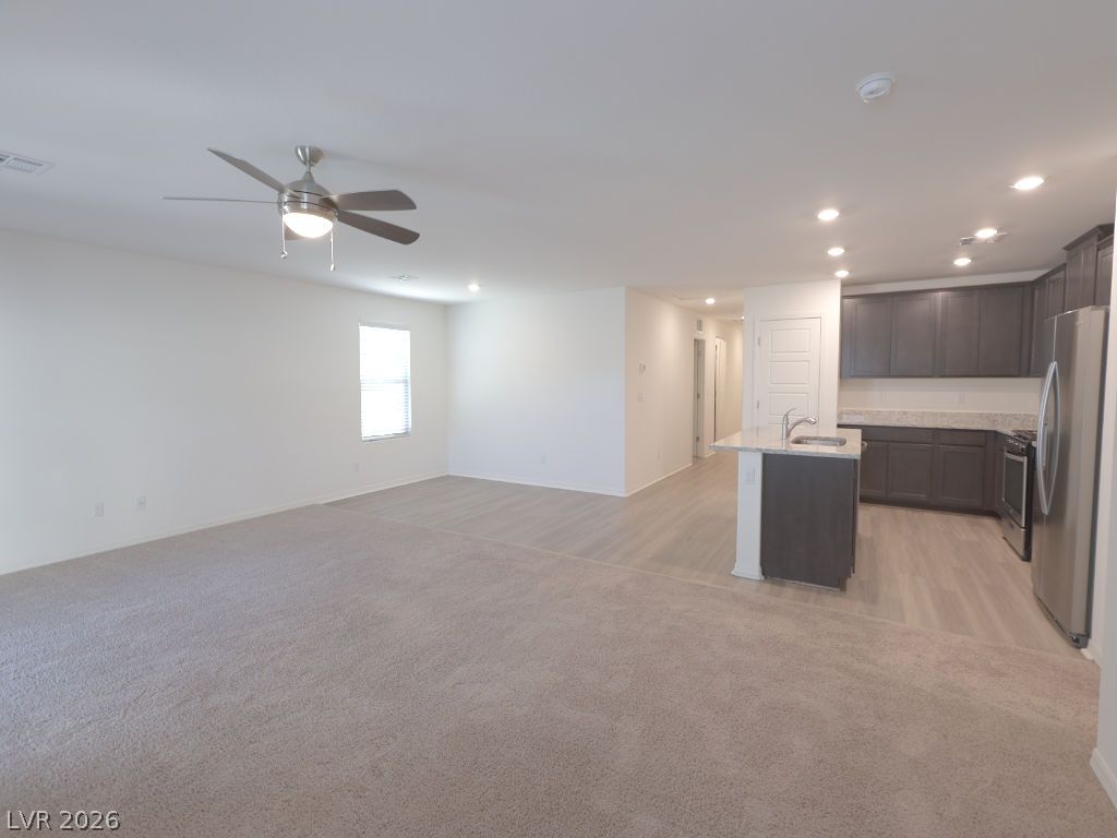 Photo 6 of 40, 626 Abrazar Avenue