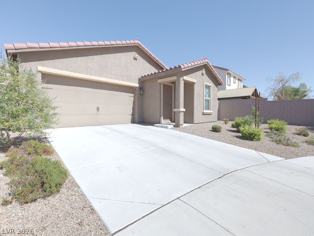 626 Abrazar Avenue, North Las Vegas 89081
