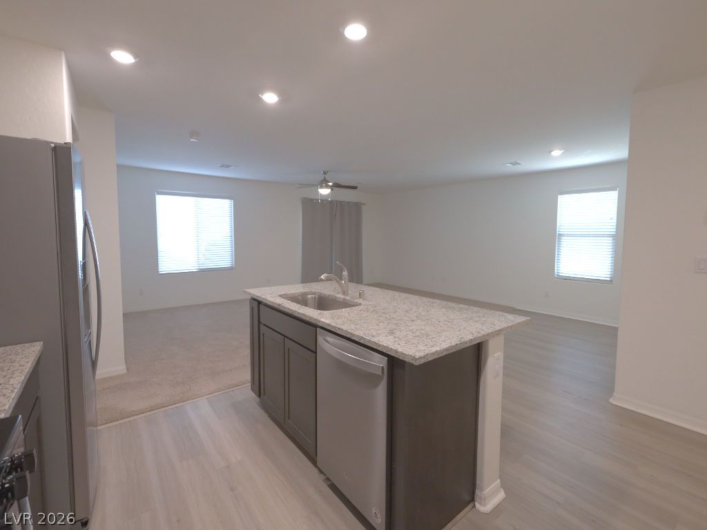 Photo 13 of 40, 626 Abrazar Avenue