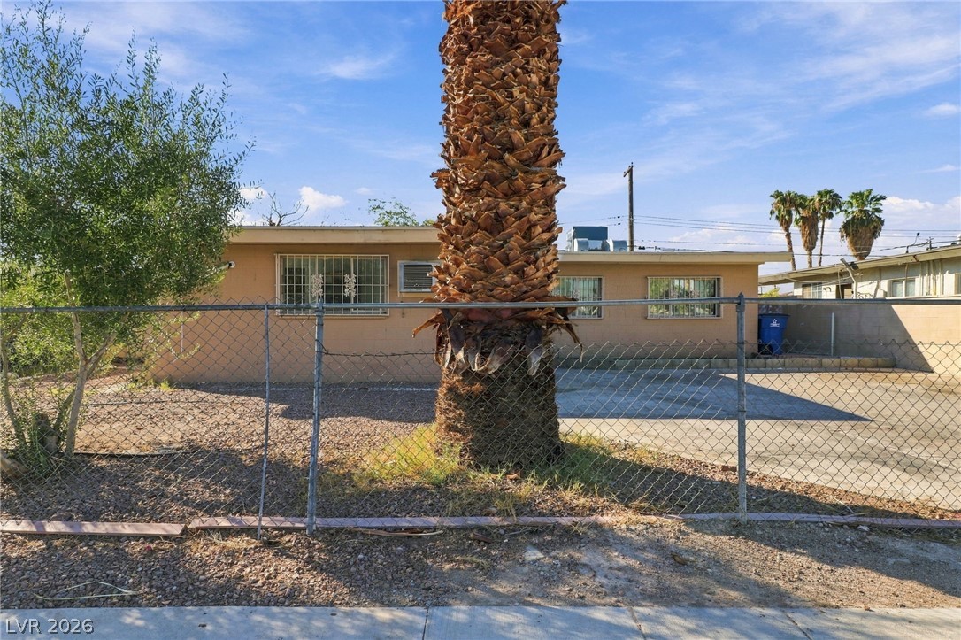 2521 Perliter Avenue, North Las Vegas 89030
