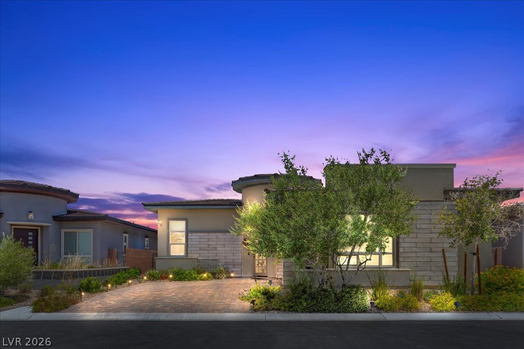 6722 Desert Crimson Street, Las Vegas 89148