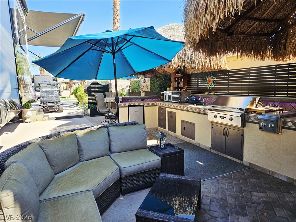 Photo 11 of 31, 8175 Arville Street #305