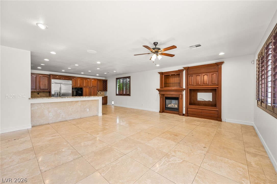 Photo 5 of 1301 Pine Leaf Drive