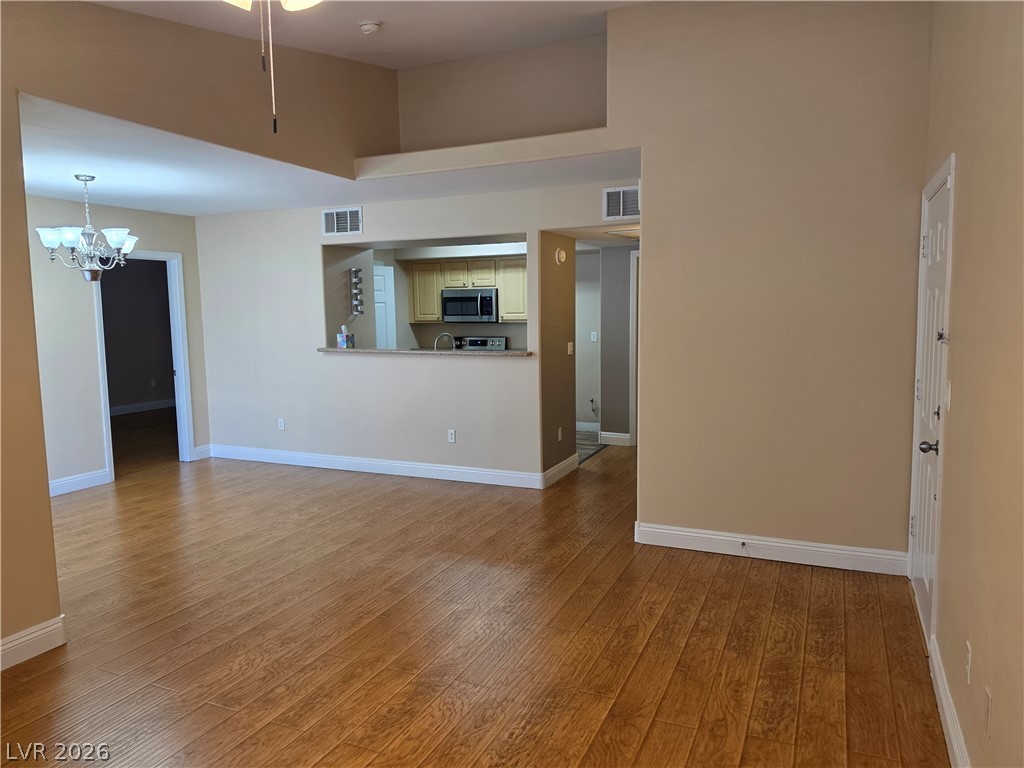 Photo 12 of 41, 8000 W Badura Avenue #2111