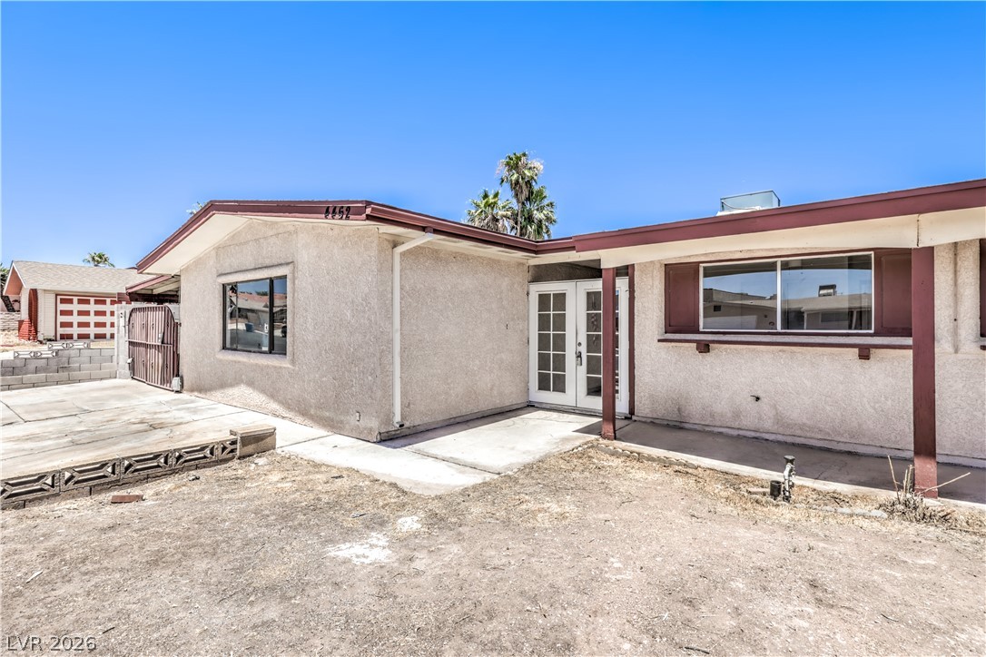 Photo 4 of 4462 Newton Drive