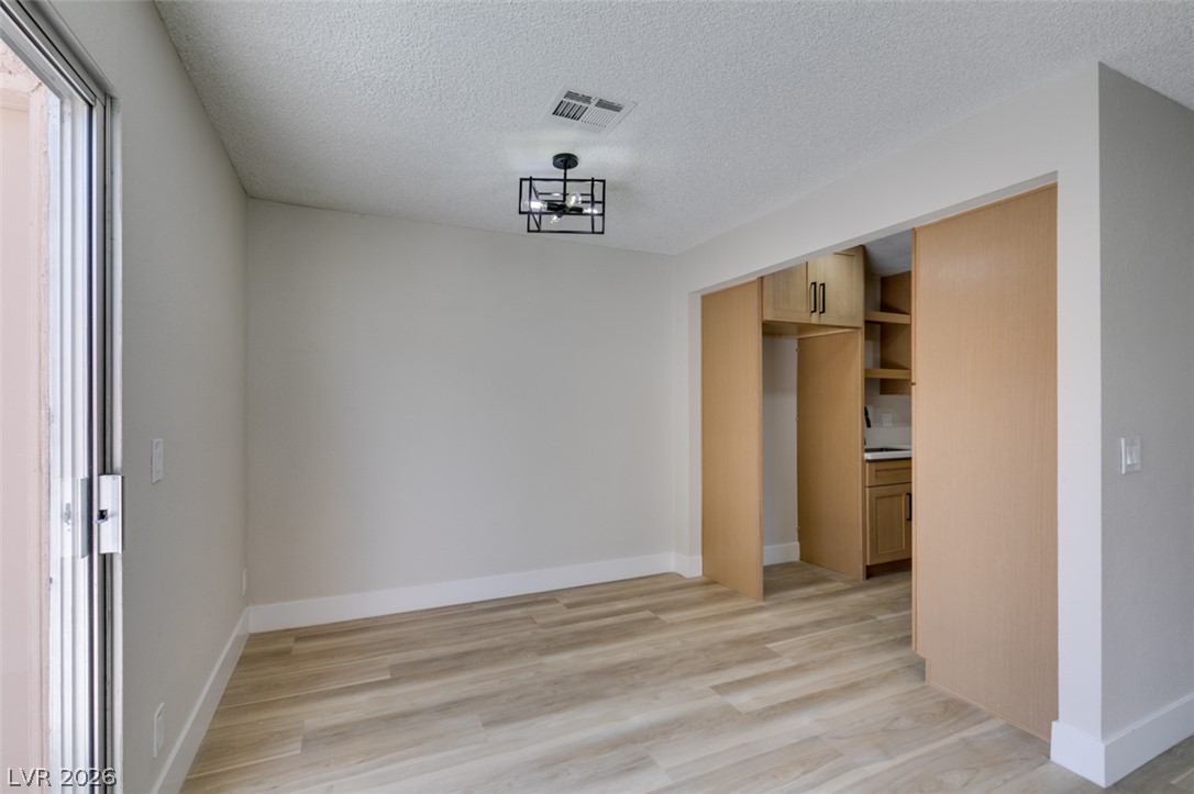 Photo 22 of 43, 3638 Villa Knolls East Drive