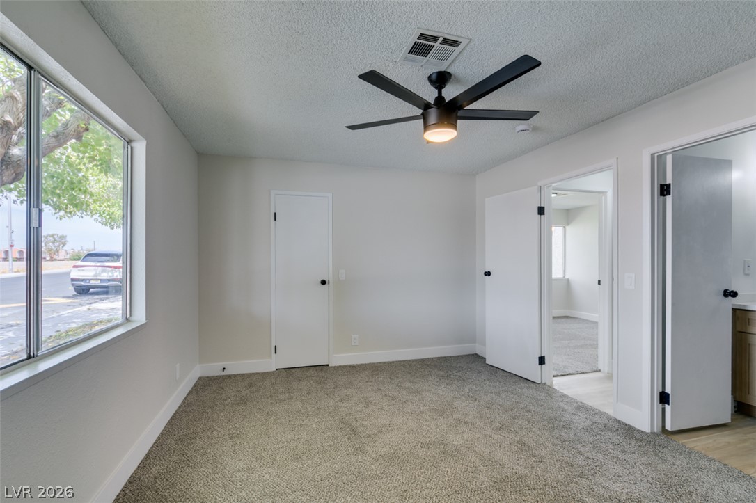 Photo 37 of 43, 3638 Villa Knolls East Drive