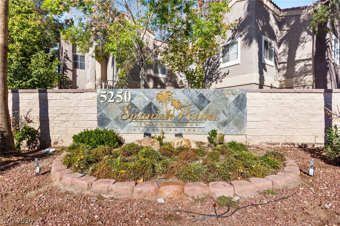 Photo 31 of 39, 5250 S Rainbow Boulevard #2033