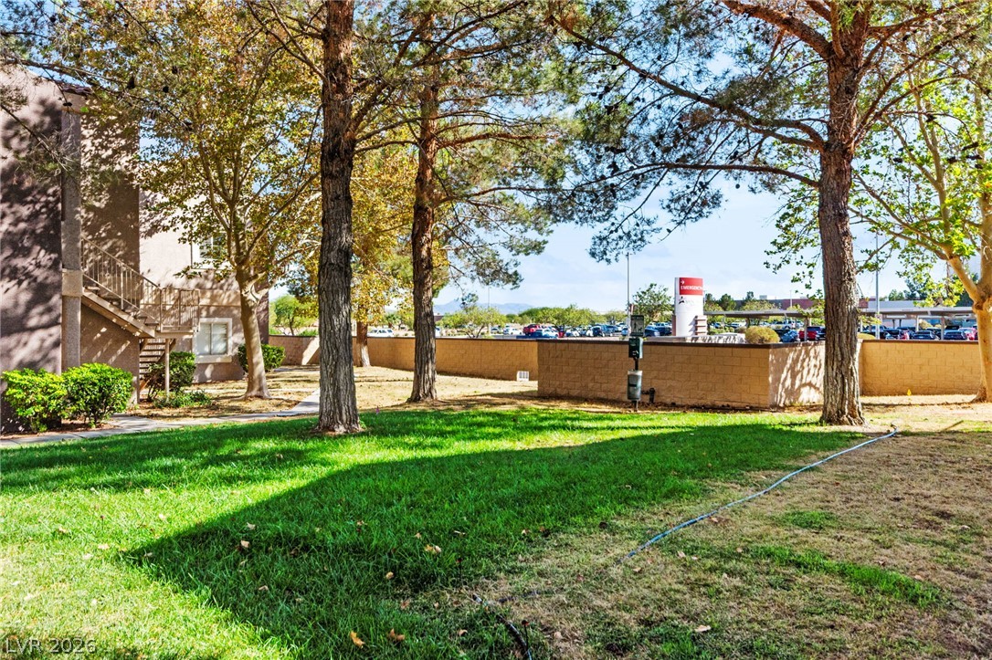 Photo 32 of 39, 5250 S Rainbow Boulevard #2033