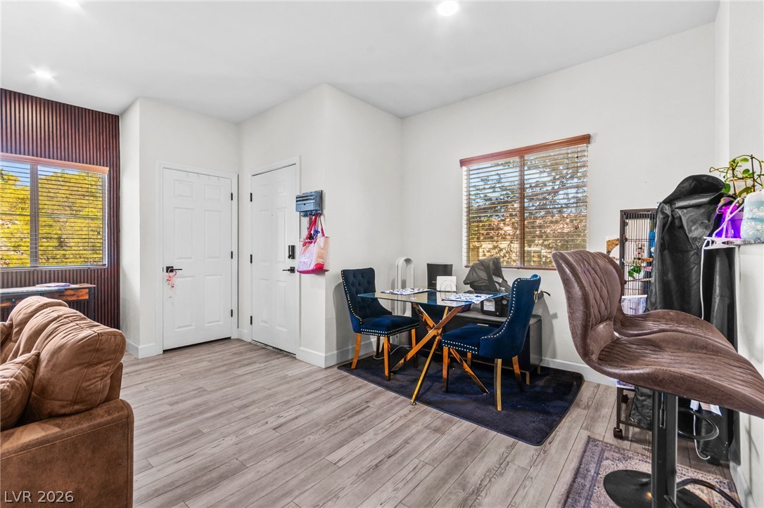 Photo 16 of 39, 5250 S Rainbow Boulevard #2033
