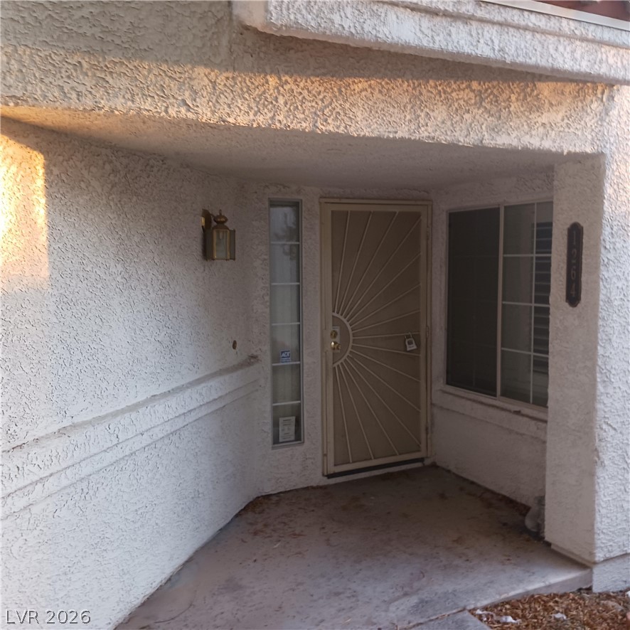 Photo 4 of 5201 S Torrey Pines Drive #1264