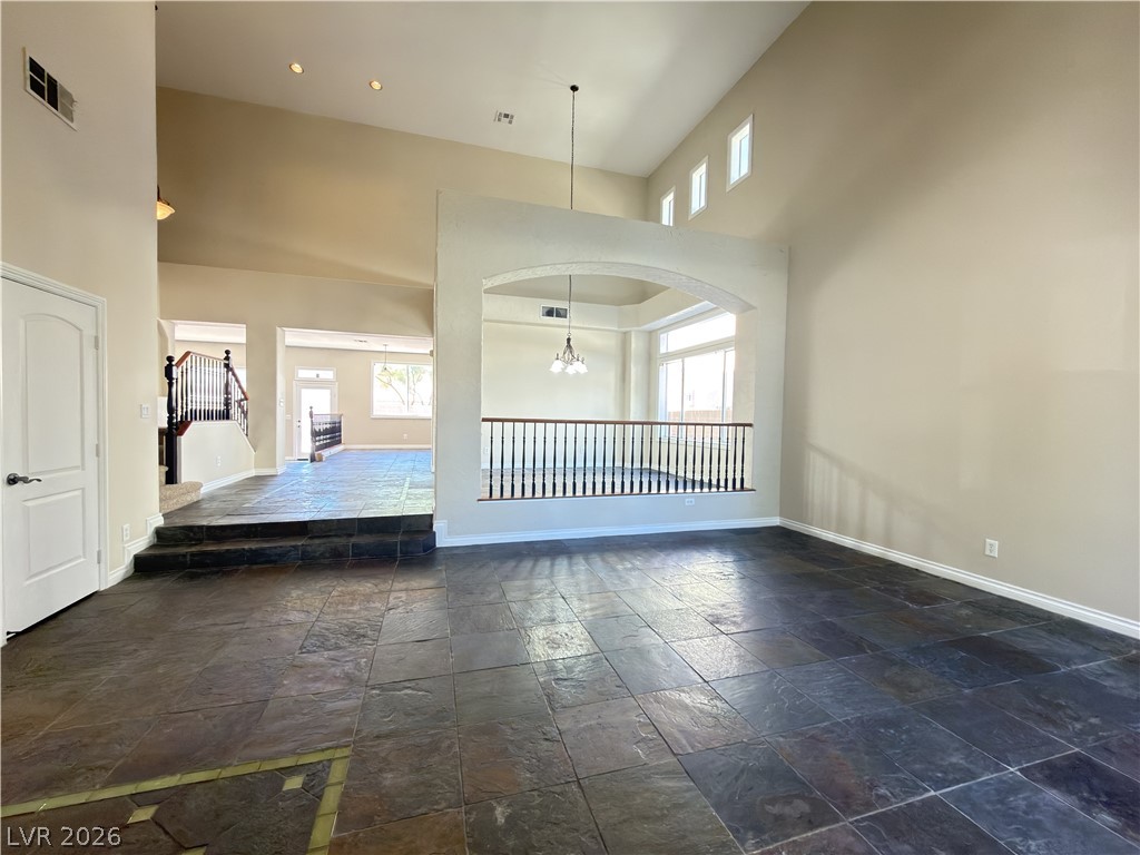 Photo 6 of 42, 11541 Bollinger Lane