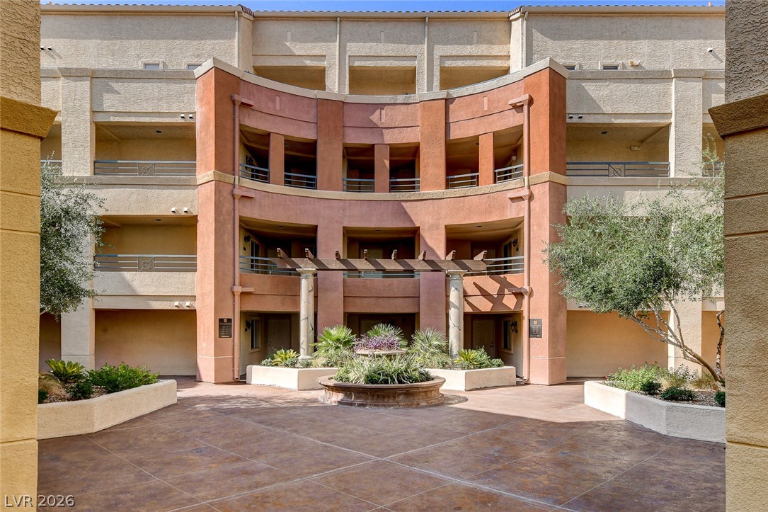 Photo 4 of 230 E Flamingo Road #333