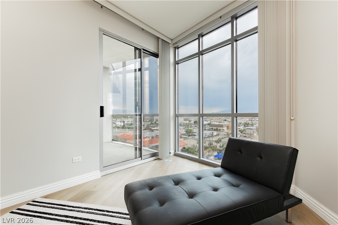 Photo 8 of 30, 200 W Sahara Avenue #910