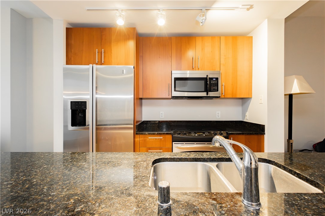 Photo 12 of 30, 200 W Sahara Avenue #910