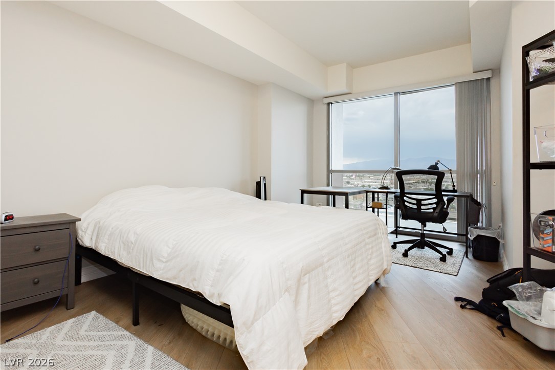 Photo 20 of 30, 200 W Sahara Avenue #910