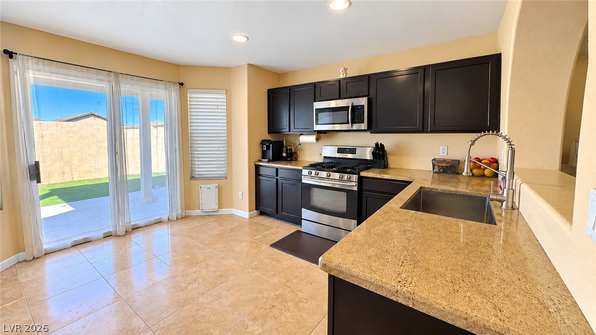 Photo 3 of 4582 Ordway Drive
