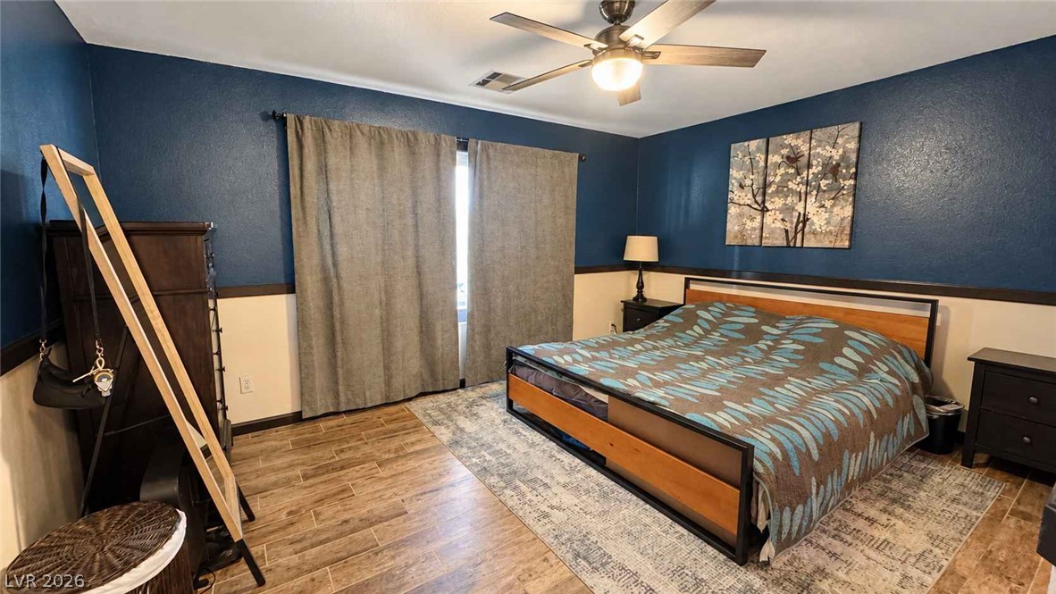 Photo 11 of 28, 4582 Ordway Drive