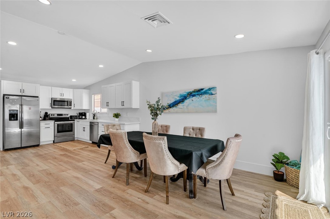 Photo 6 of 16, 6191 Bullion Boulevard