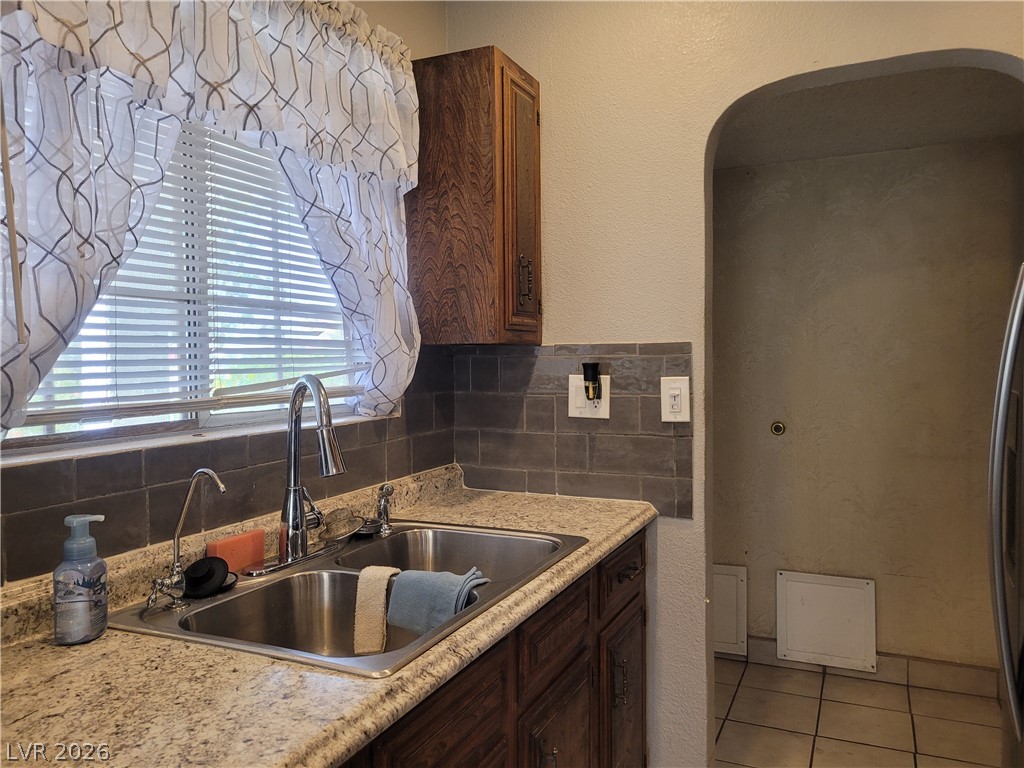 Photo 5 of 1812 Lexington Street