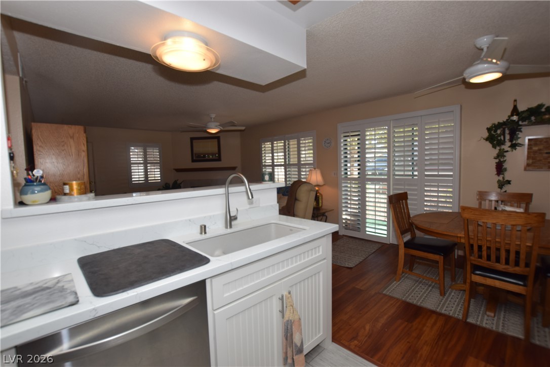 Photo 20 of 48, 1575 W Warm Springs Road #1514
