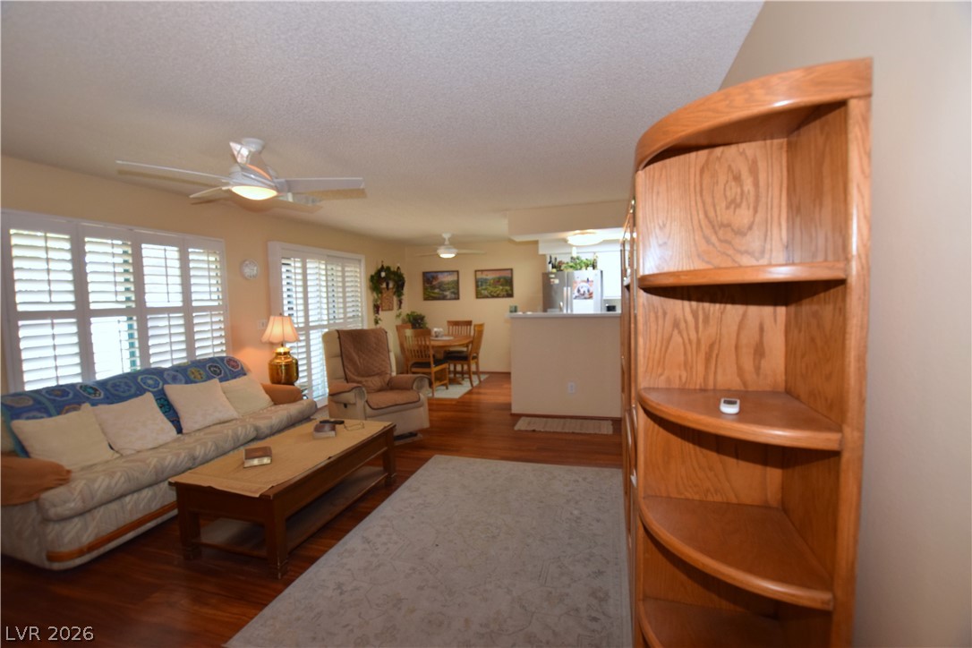 Photo 9 of 48, 1575 W Warm Springs Road #1514